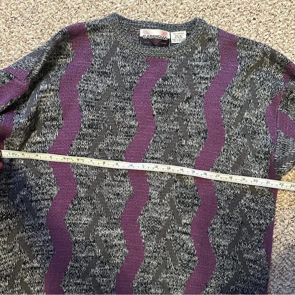 Vintage Striped Crewneck Sweater - Picture 6 of 7